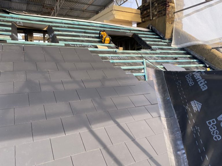 Roofing - tiled roof